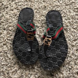 Gucci  ‘GG’ Logo Sandal